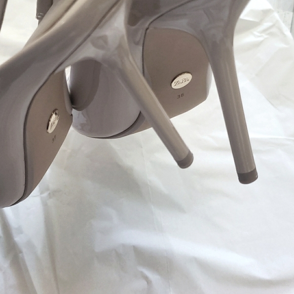 Zara THIN HEEL SLINGBACKS bloggers favorite - Picture 11 of 13